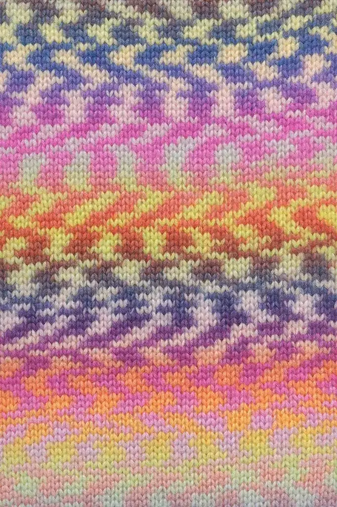 Cloud Funky 1077.0023