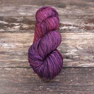 Vivacious 4ply 620 Grape